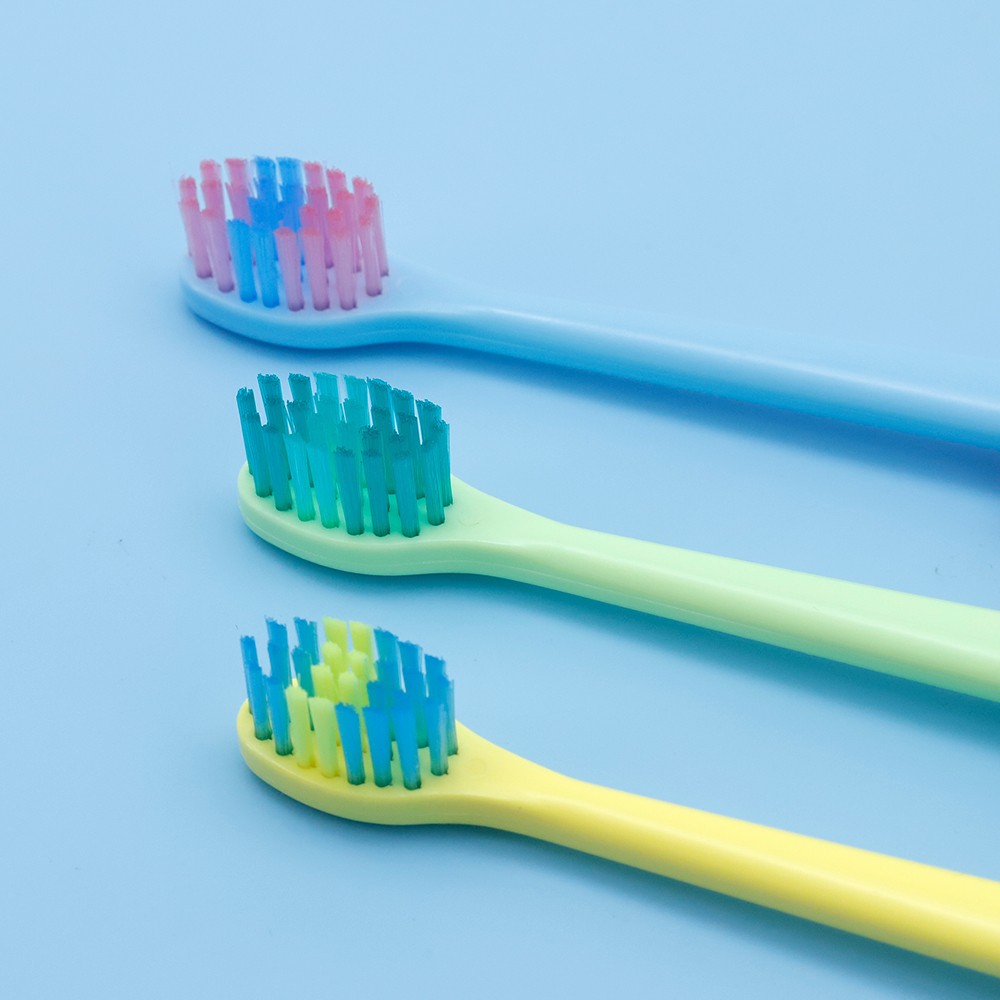High Quality Household Soft Bristles Plastic Toothbrush Cartoon Frog Handle Kids Toothbrush