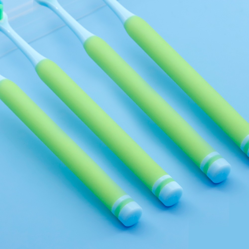 OEM Custom Color Cheap Price Ultra Soft Adult Plastic Toothbrush Daily Use Home Adult Manual Tooth Brushes