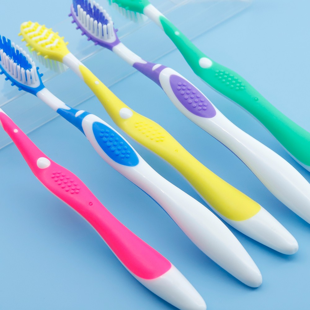 Wholesale Factory Adult Nylon Toothbrush with Soft Bristles & Plastic Handle