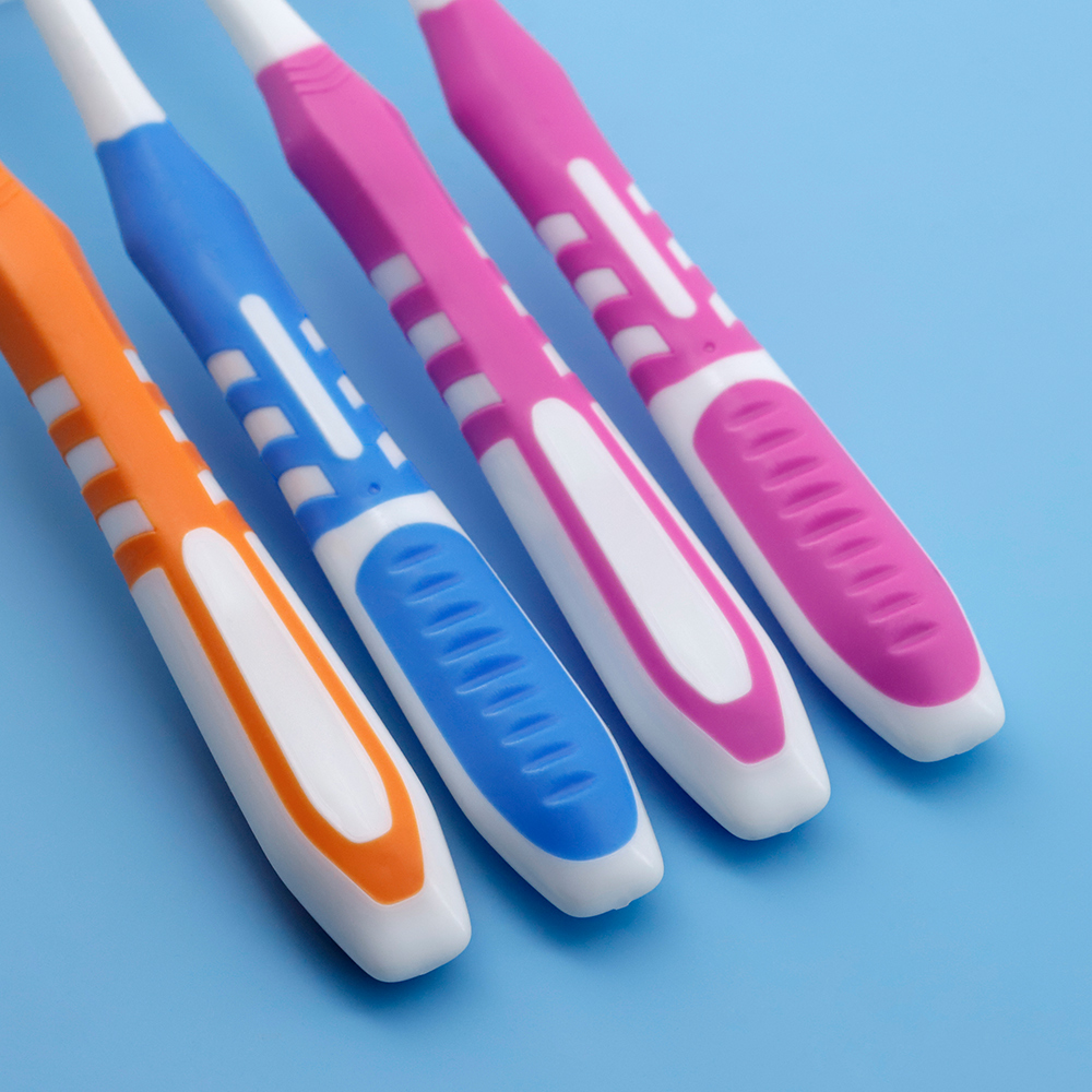 High-Efficiency Adult Toothbrush for Home Use With Soft PBT Bristles Nylon
