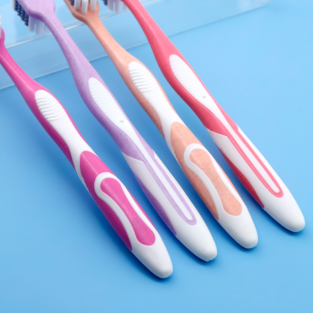 Oral Hygiene for Sensitive Gum Adult Toothbrush for Home Use with PP Handle